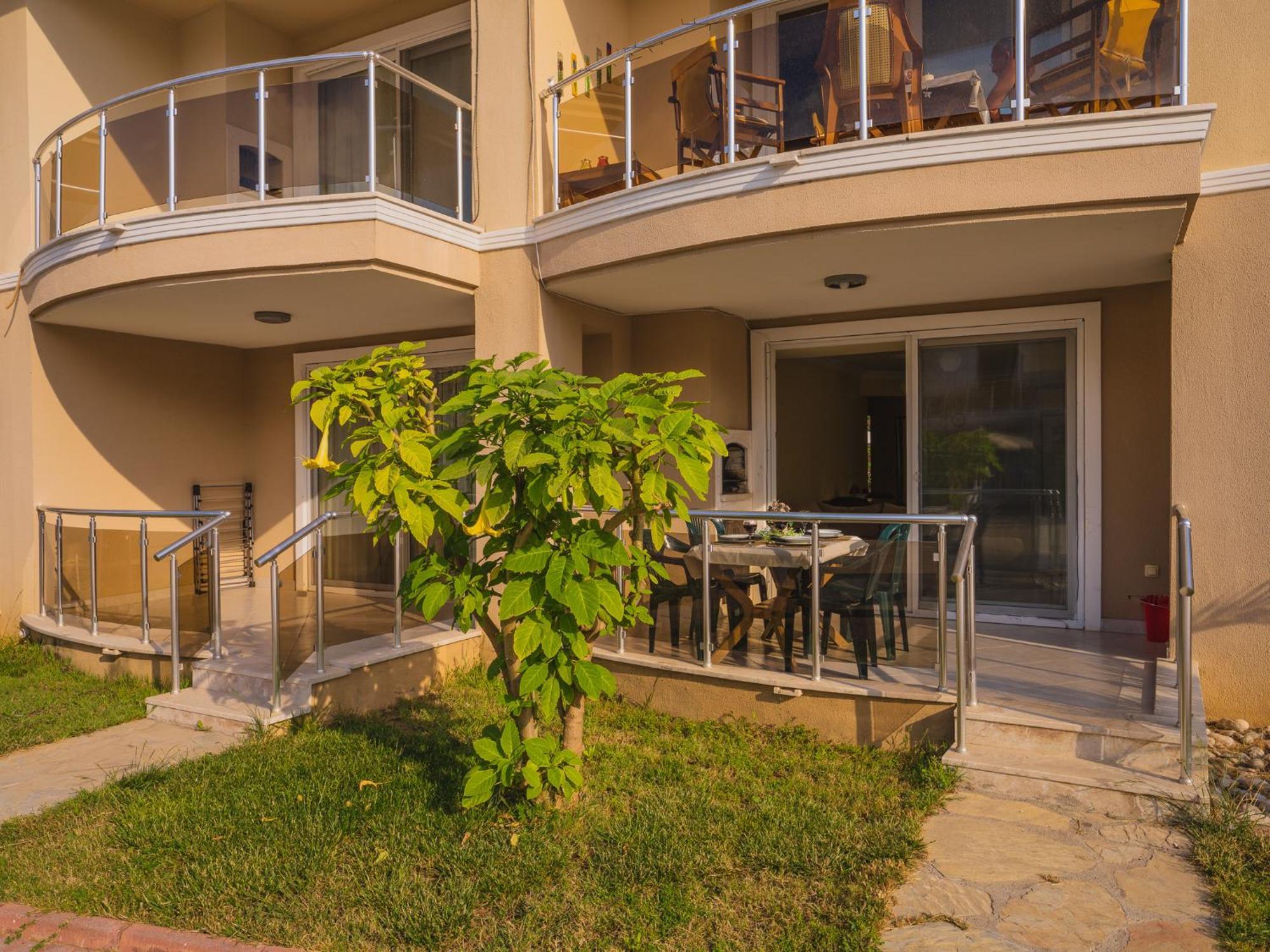 Sunset Beach Villas And Apartments Fethiye Bagian luar foto