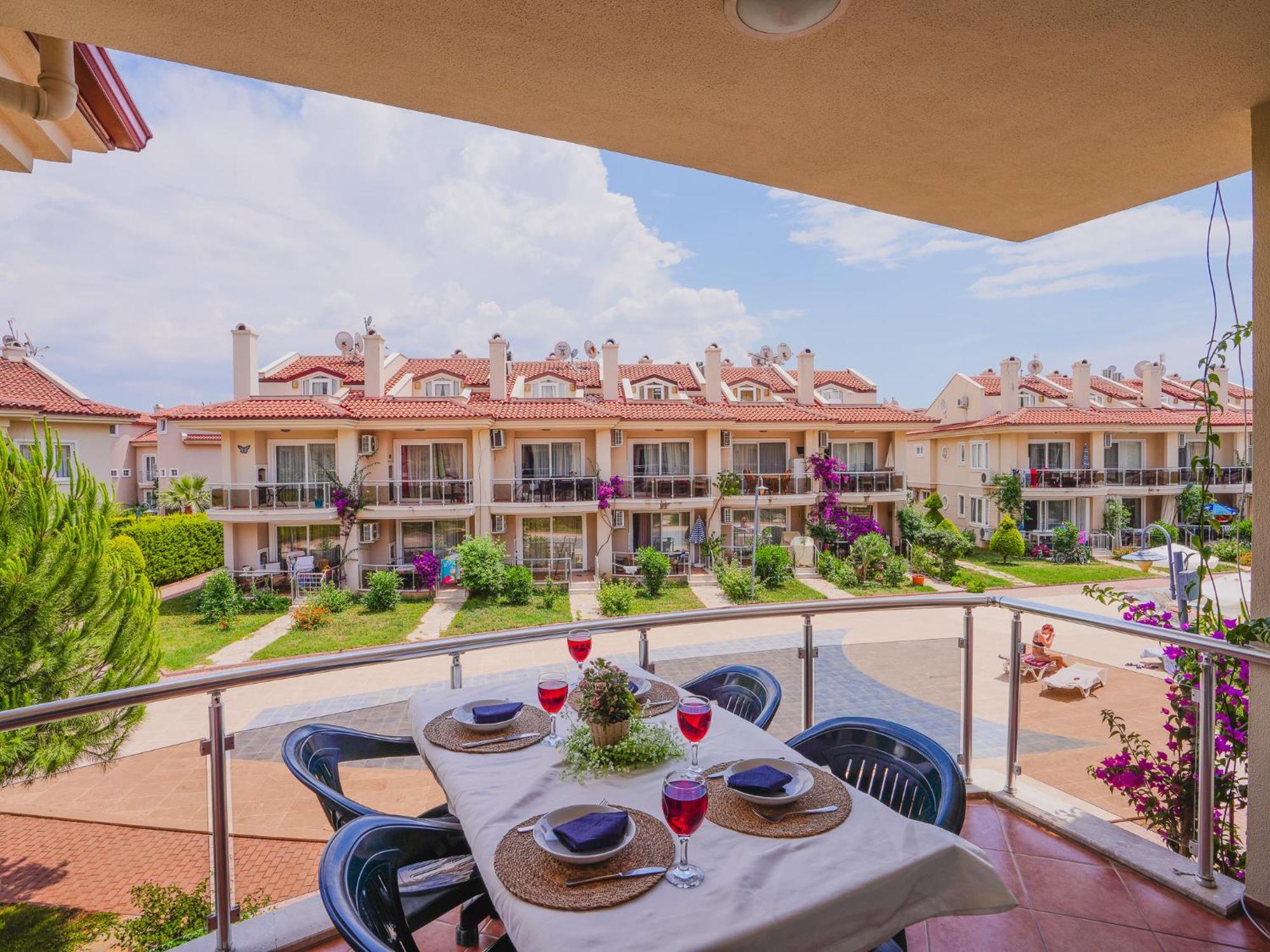 Sunset Beach Villas And Apartments Fethiye Bagian luar foto