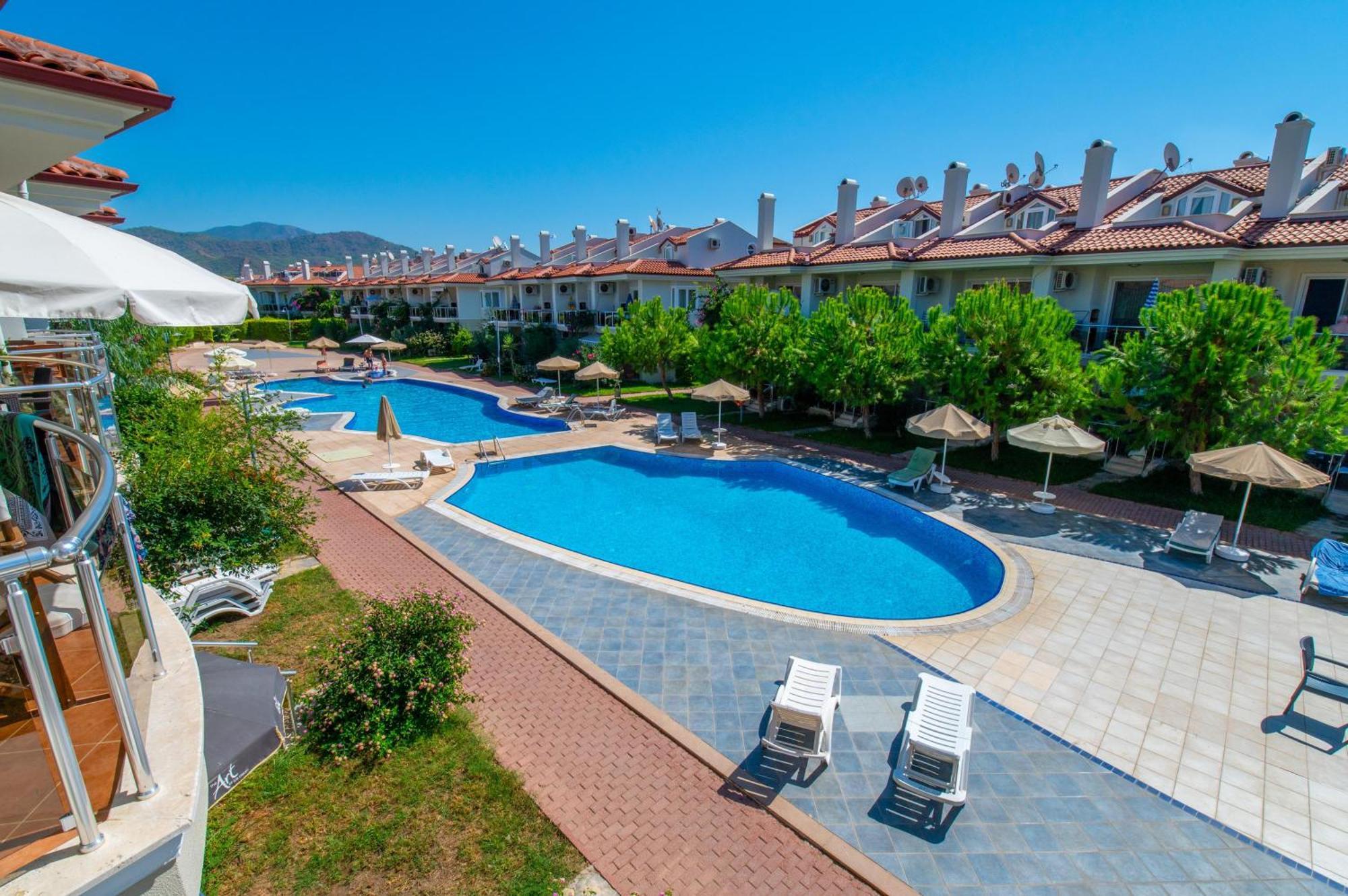 Sunset Beach Villas And Apartments Fethiye Bagian luar foto