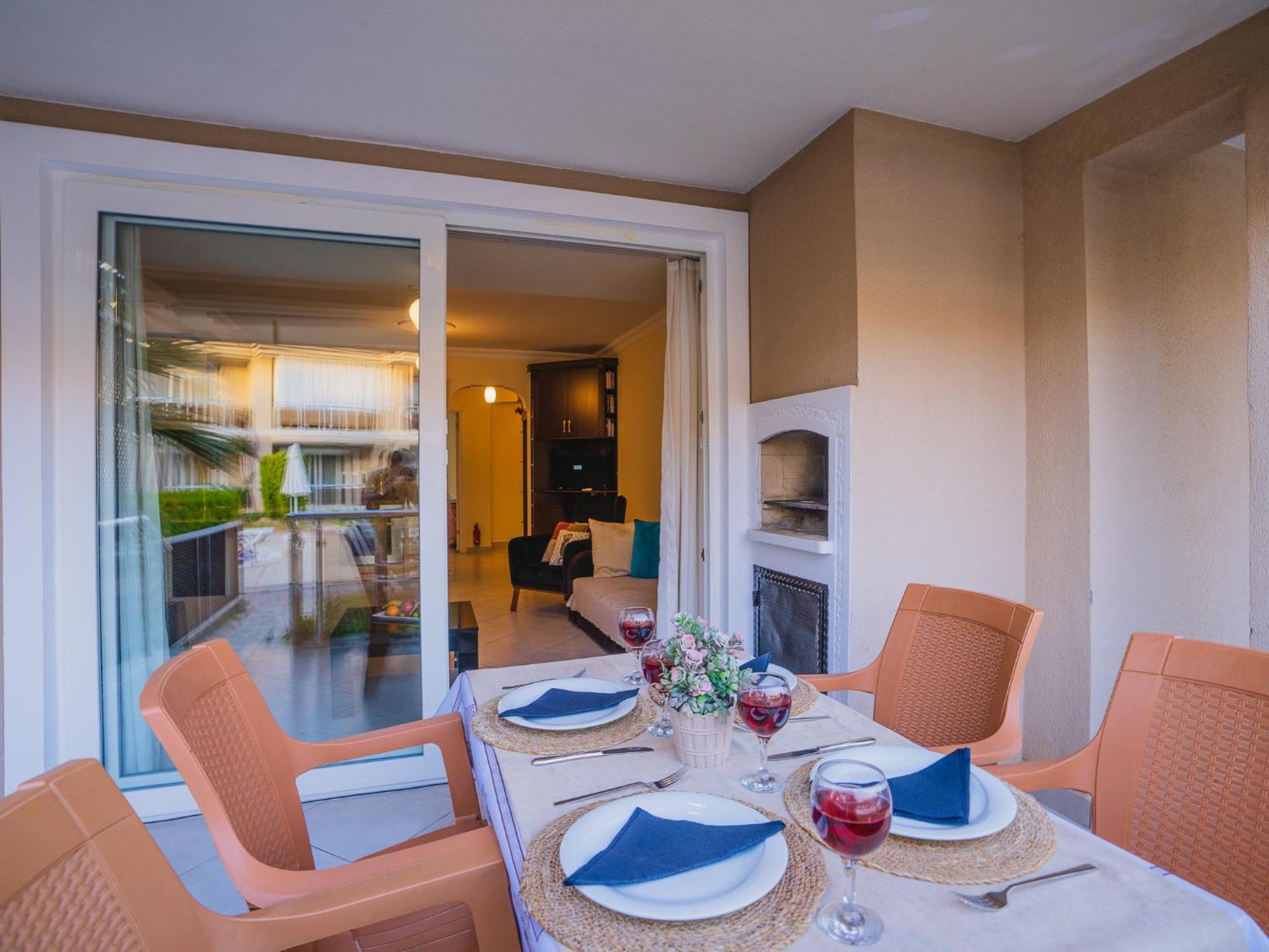 Sunset Beach Villas And Apartments Fethiye Bagian luar foto