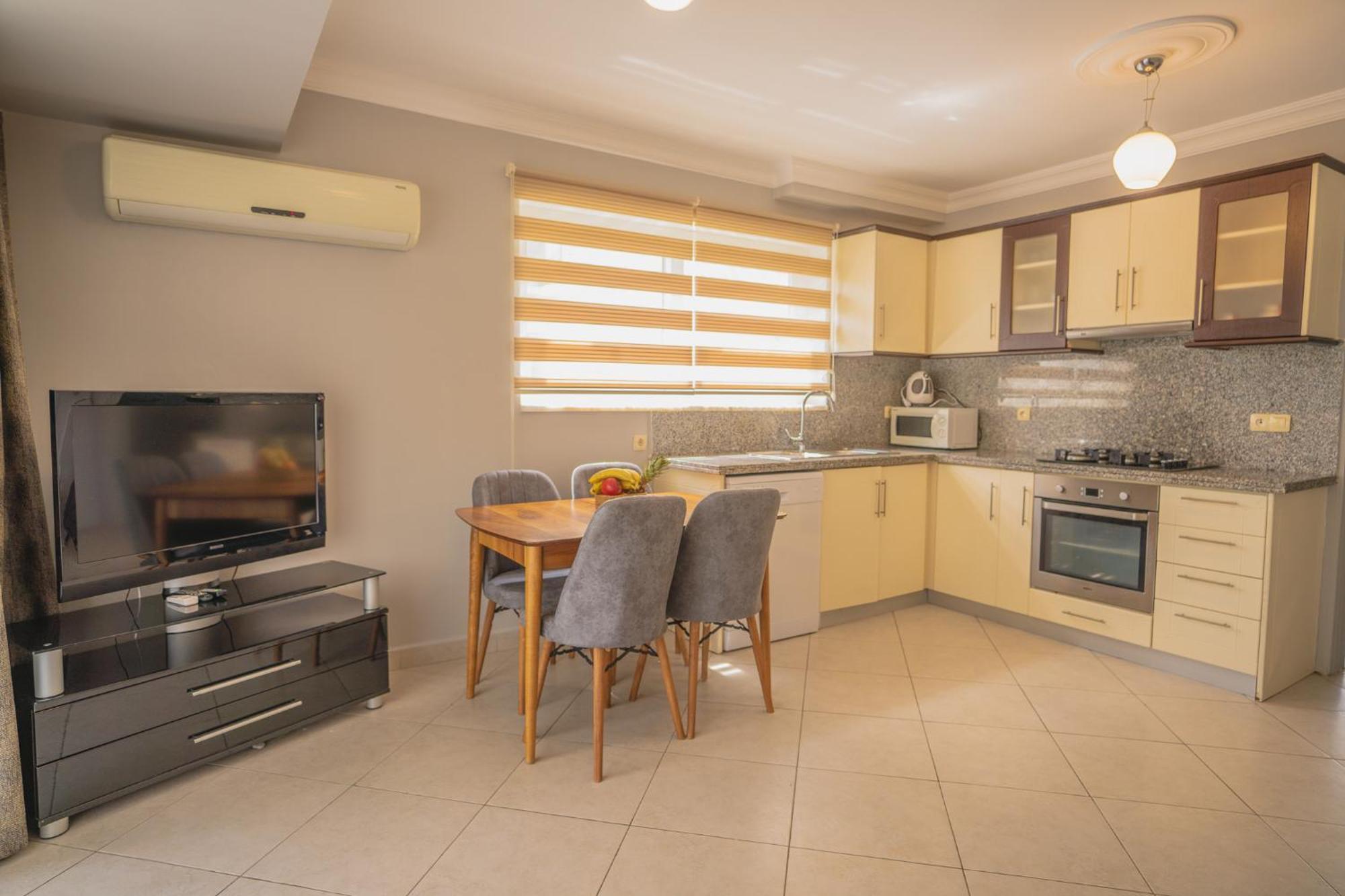 Sunset Beach Villas And Apartments Fethiye Bagian luar foto